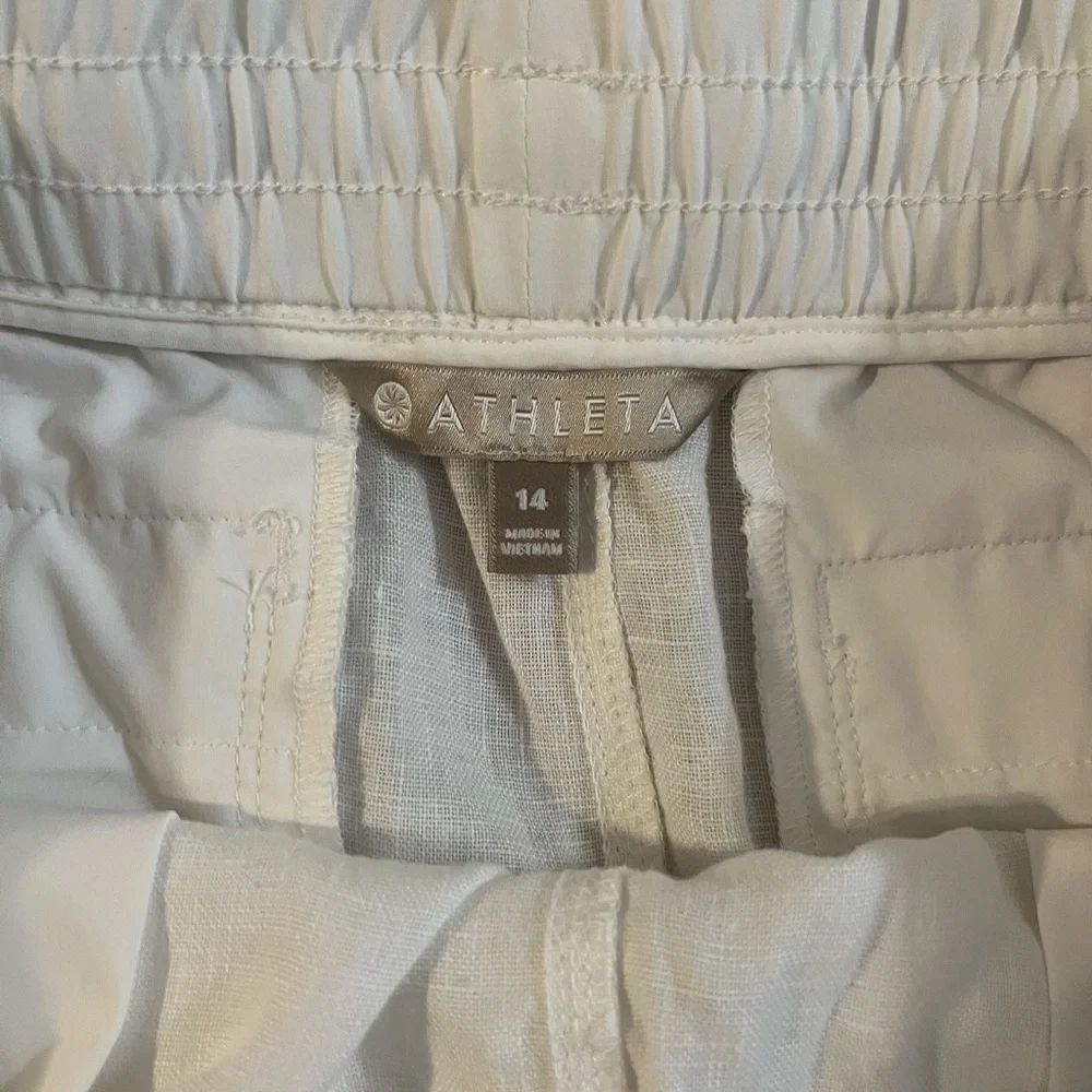Athleta White Athletic Shorts 14